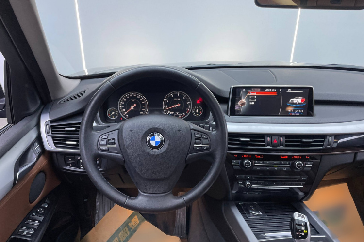 宝马X5（平行进口）中控内饰7003