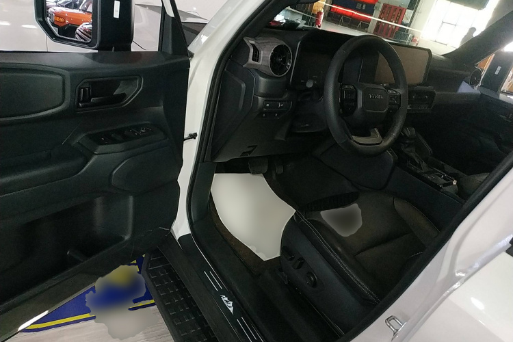 丰田 普拉多 2025款 2.4T 穿越BX版 5座中控内饰20