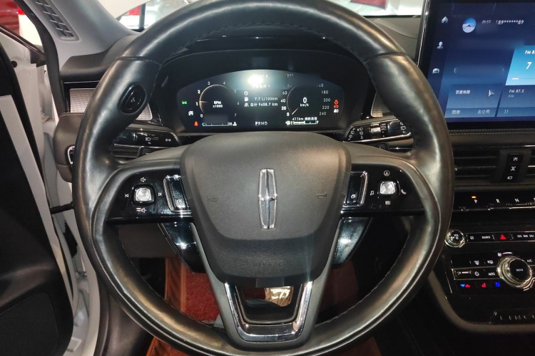 林肯 冒险家 2022款 2.0T 两驱尊享版局部细节13