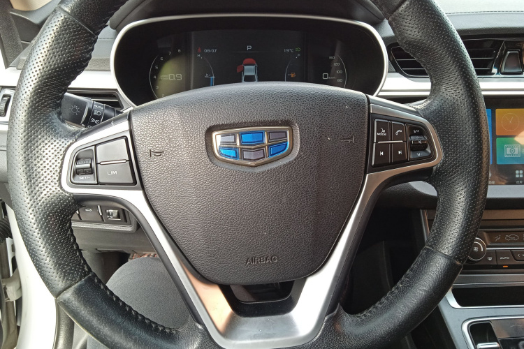 吉利汽车 帝豪 2018款 1.5L CVT向上互联版中控内饰13