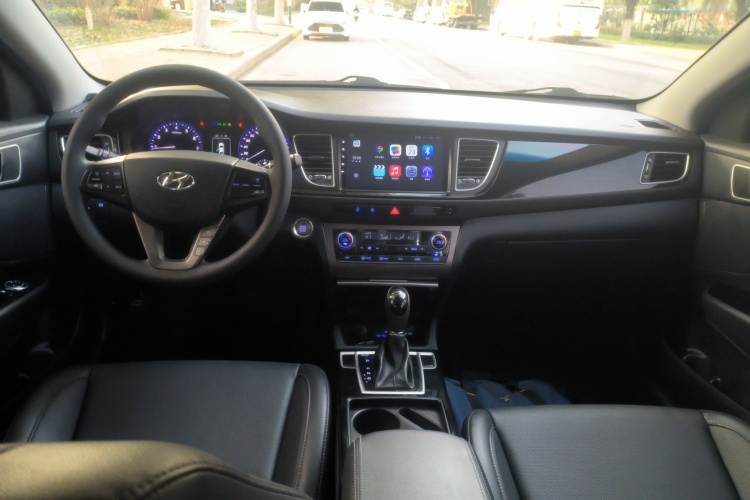 现代 名图 2014款 1.8L 自动智能型GLS中控内饰12