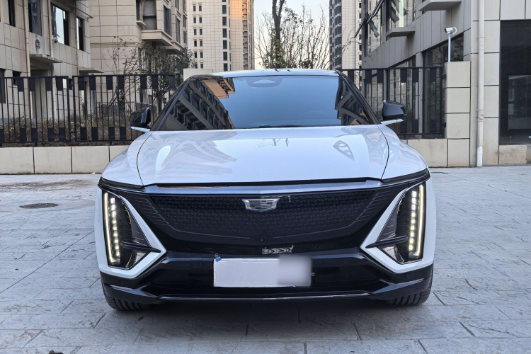 凯迪拉克 IQ锐歌 2022款 四驱高性能尊贵版车身外观6004