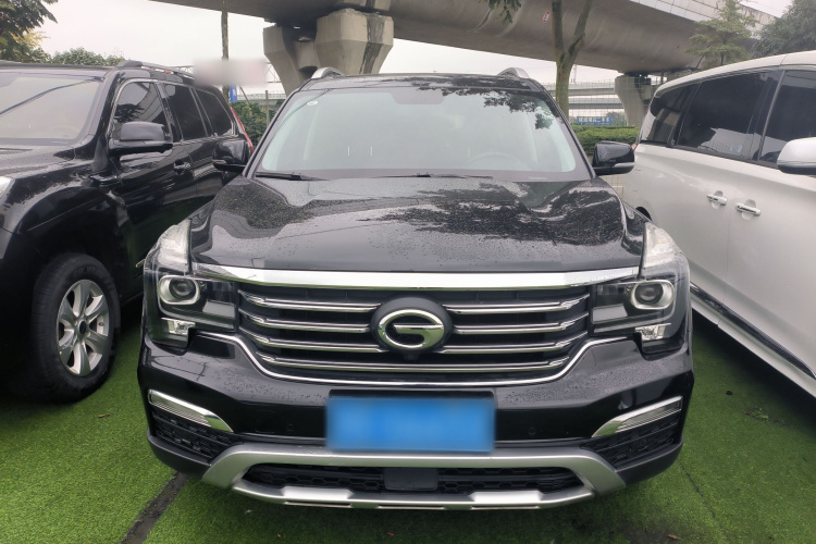 广汽传祺 传祺GS8 2017款  320T 两驱豪华版（七座）车身外观2