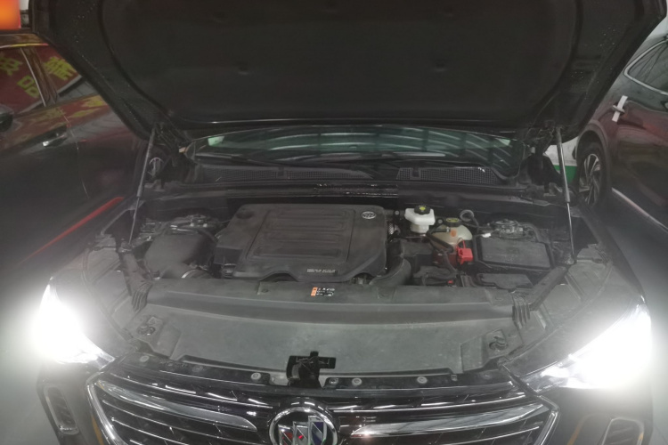 别克 2022款 改款 昂科威S 552T 两驱豪华型机舱底盘24