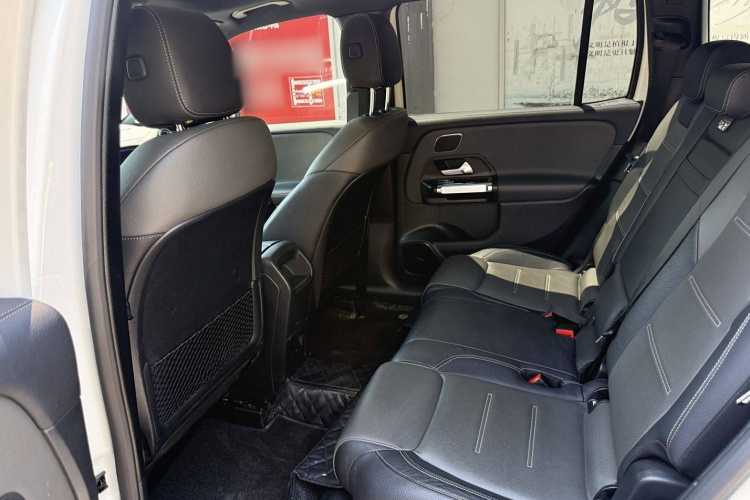 奔驰GLB AMG 2021款 改款 AMG GLB 35 4MATIC中控内饰7002