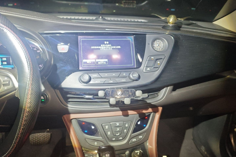 别克 昂科威 2019款 20T 两驱豪华型 国VI局部细节16