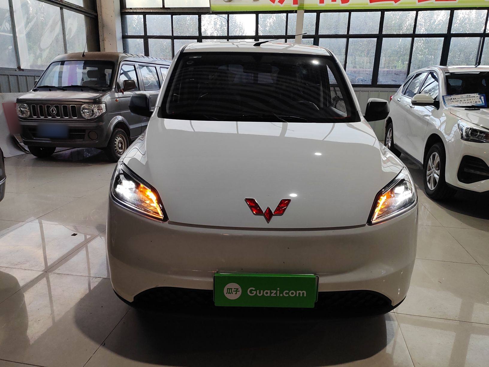 五菱汽车 五菱宏光新能源 2024款 纯电版 300KM 标准型