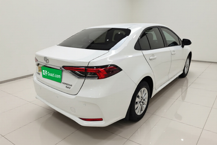 丰田 卡罗拉 2019款 1.2T S-CVT GL先锋版车身外观7