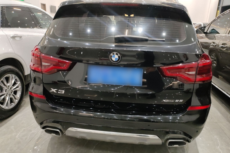 宝马X3 2021款 改款 xDrive25i M运动套装车身外观6