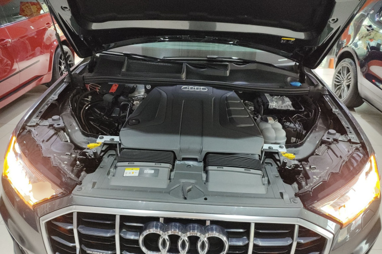 奥迪Q7 2021款 45 TFSI quattro S line运动型局部细节24