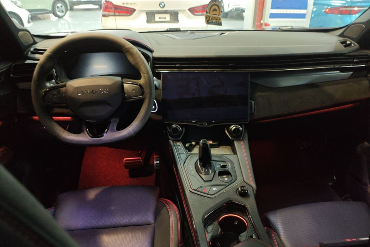 领克05 2020款 2.0TD 四驱劲Halo中控内饰7002