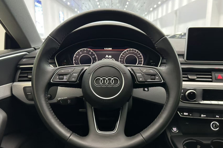 奥迪A5 2019款 Sportback 45 TFSI 时尚型中控内饰7002