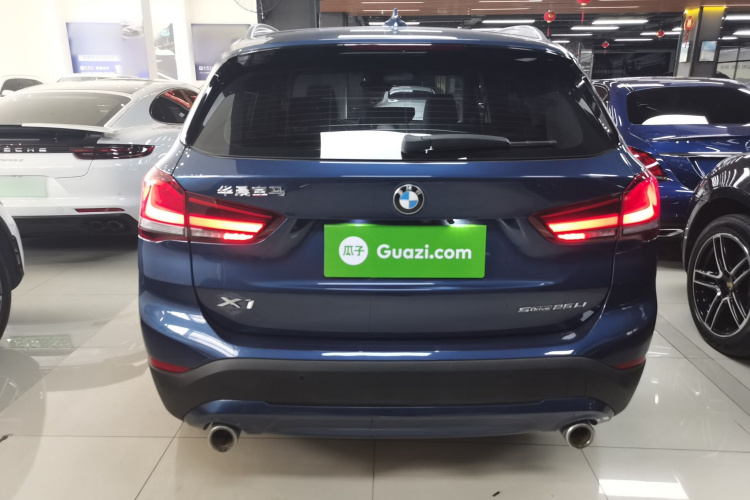 宝马X1 2021款 sDrive25Li 领先型车身外观6