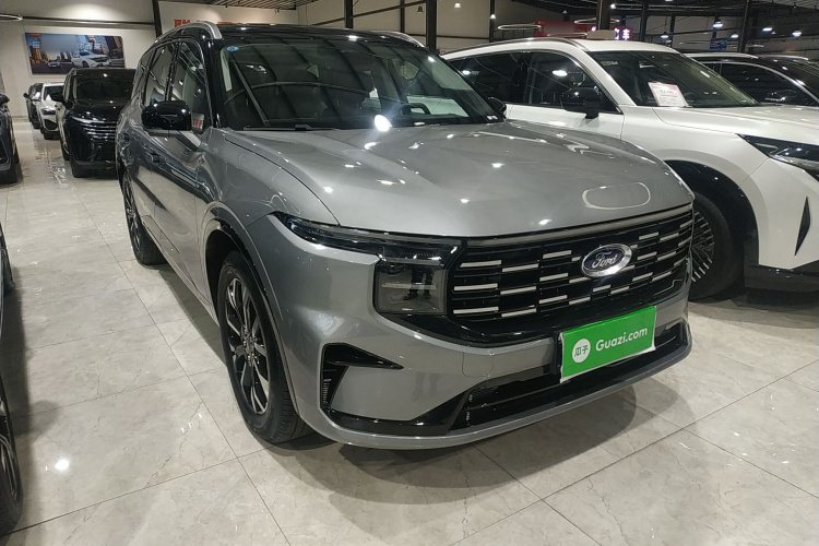 福特 2025款 锐界L 2.0T EcoBoost E混动四驱七座至尊型车身外观3