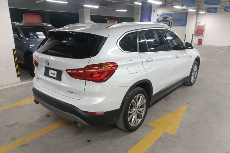 宝马X1 2019款 sDrive20Li 领先型车身外观7