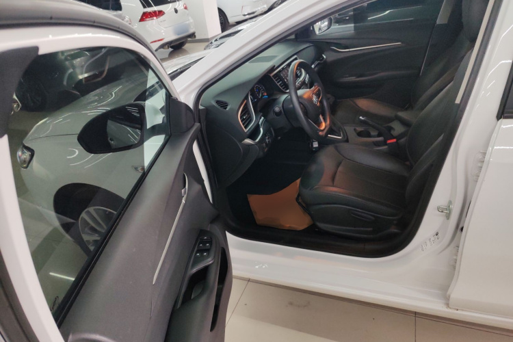 别克 英朗 2021款 改款 1.3T 自动轻混动精英型中控内饰20