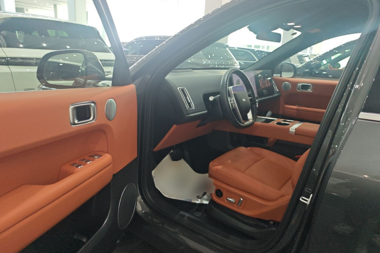 理想汽车 理想L6 2024款 Pro中控内饰7003