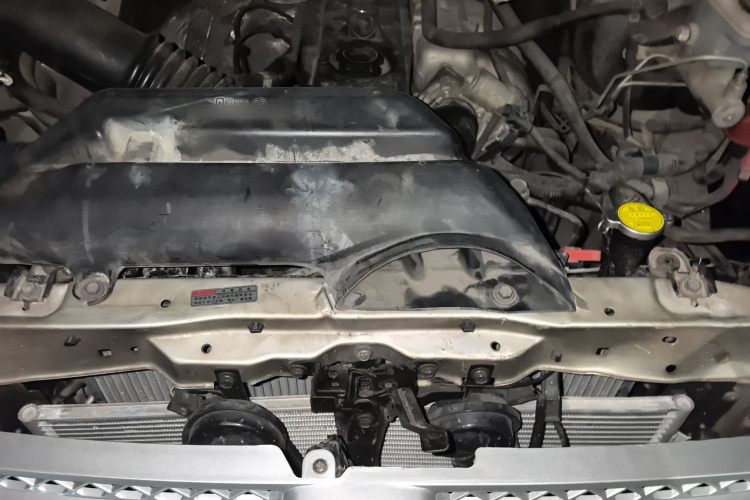 金杯 阁瑞斯 2015款 2.0L经典版 标准型长轴7/9座局部细节24