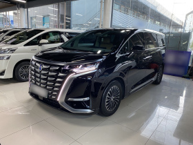 腾势D9 2022款 DM-i 970 四驱旗舰型