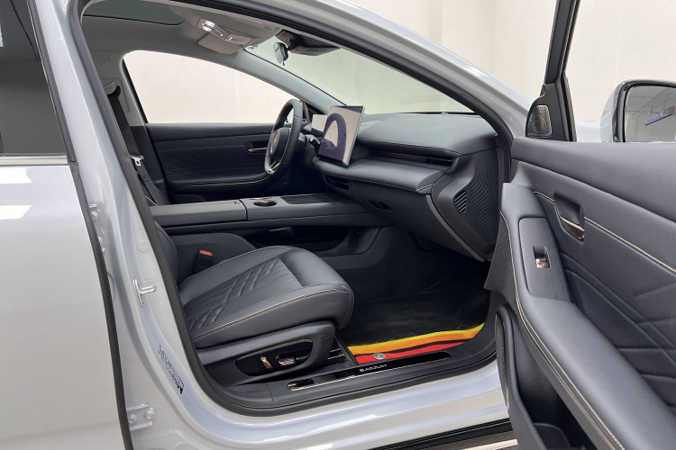 宝骏享境 2025款 纯电 600km豪华版中控内饰7003