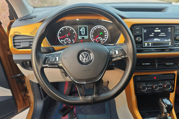 大众 途铠 2019款 280TSI DSG舒适版中控内饰13