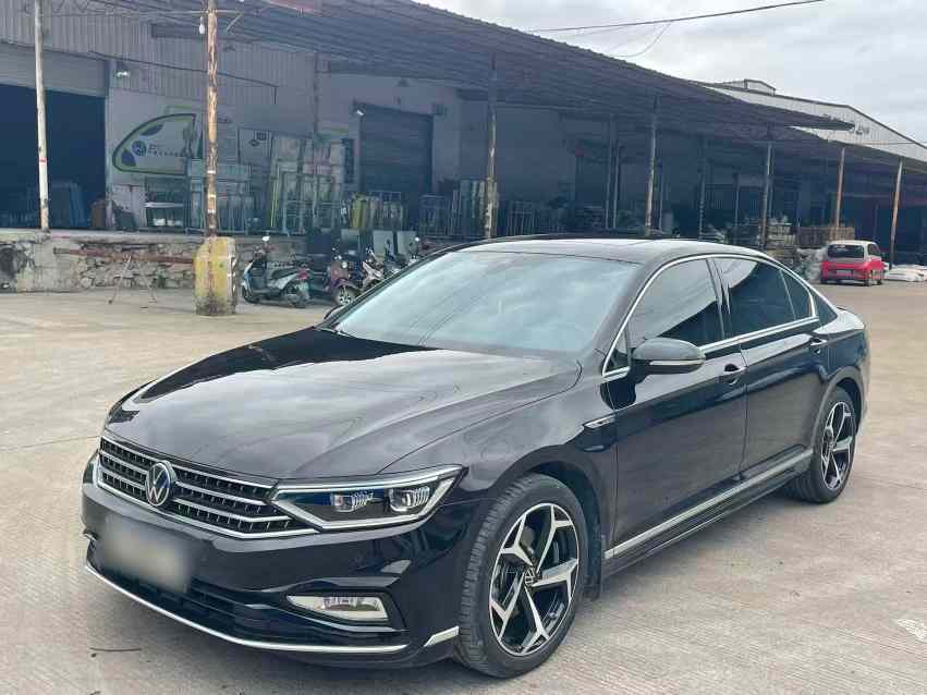 大众 迈腾 2023款 200万辆纪念版 330TSI DSG豪华型(1)