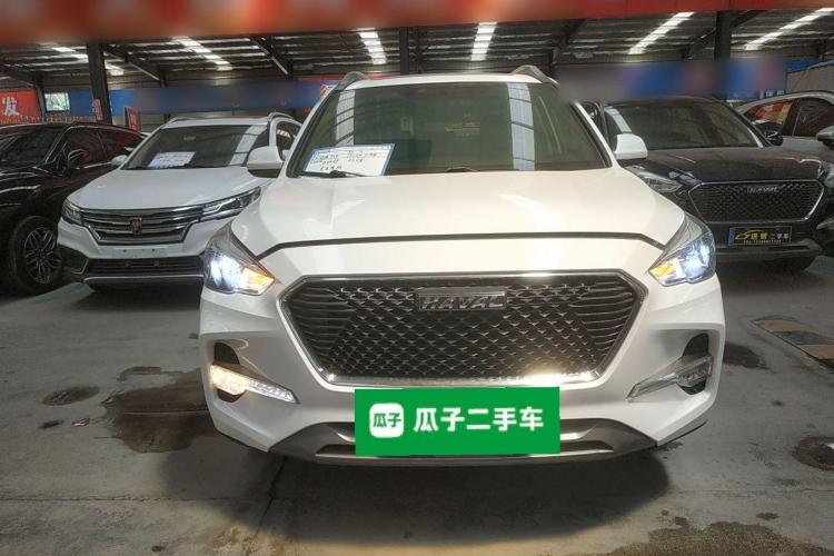 哈弗M6 2018款 改款 1.5T DCT两驱精英型车身外观2