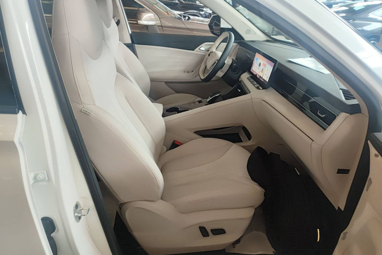 荣威D5X DMH 2024款 135科技版局部细节41