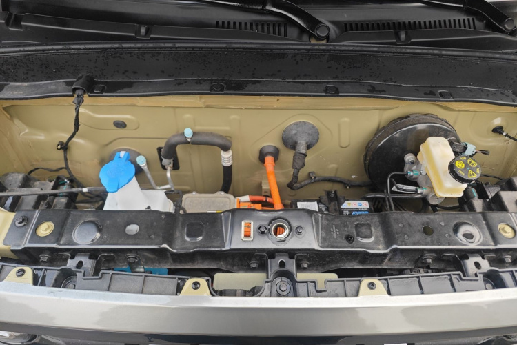 吉利银河 2025款 210km 熊猫骑士机舱底盘24