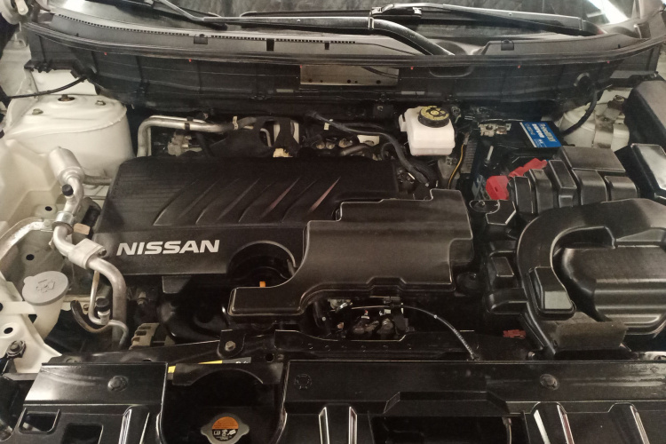 日产 奇骏 2021款 2.0L CVT 2WD XL ITS舒适纪念版局部细节24