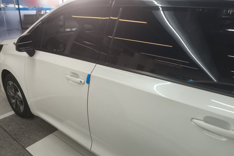 广汽传祺 传祺M6 2021款 PRO 270T DCT尊享版车身外观4