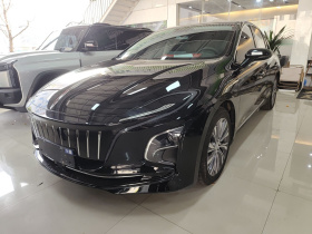 红旗E-QM5 2022款 431km 充电乐享版