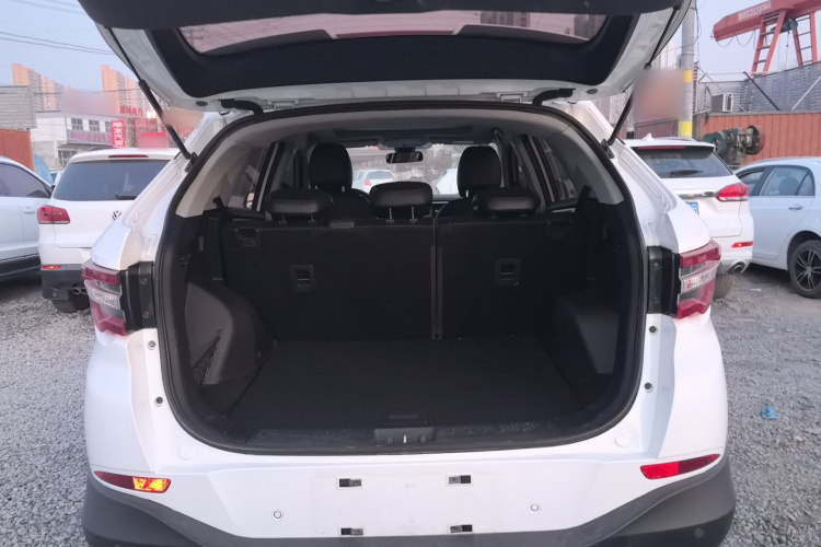 东南DX7 2019款 1.5T 自动智联旗舰版 国VI机舱底盘23