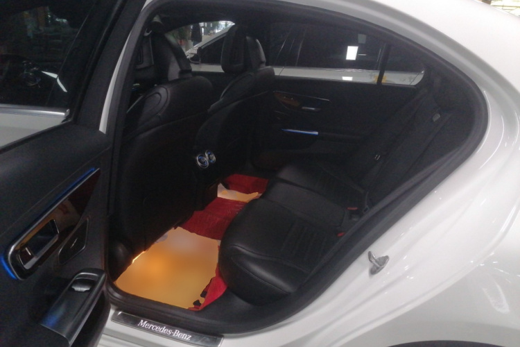 奔驰C级 2022款 改款 C 260 L 运动版中控内饰21