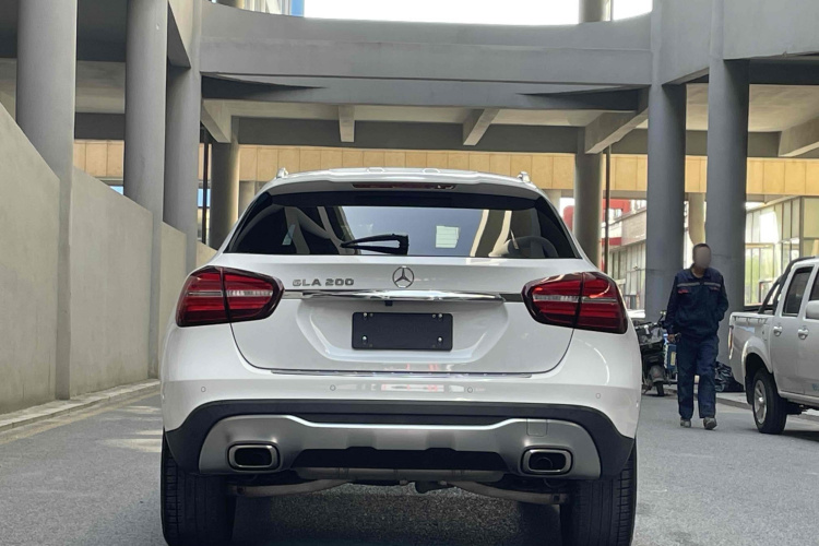 奔驰GLA 2018款 GLA 200 时尚型车身外观6004