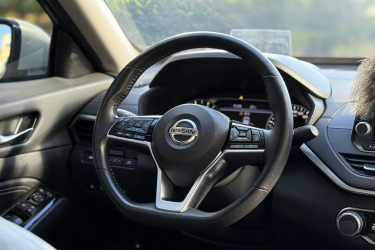 日产 天籁 2020款 改款 2.0T XL Upper AD1 智享领航版中控内饰7002