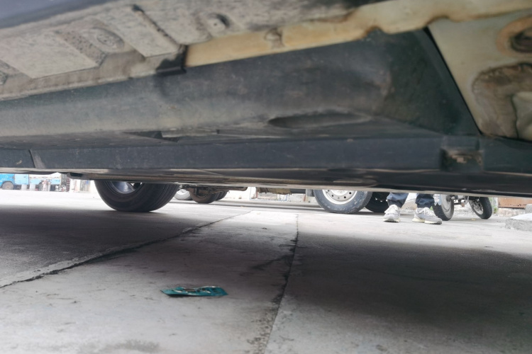 丰田 威兰达 2020款 2.0L CVT两驱豪华版局部细节9001