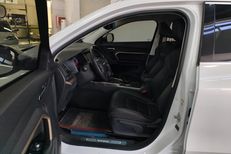 哈弗H6 2019款 2.0GDIT 自动冠军版 国V中控内饰19