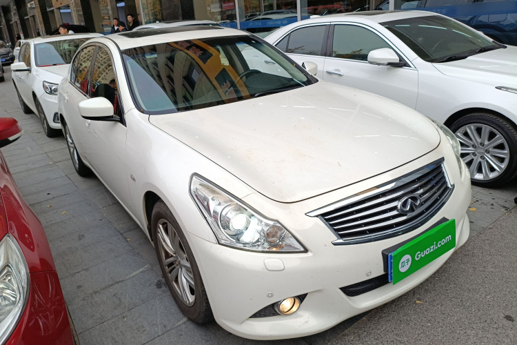 英菲尼迪G系 2013款 G25 Sedan 豪华运动版车身外观3