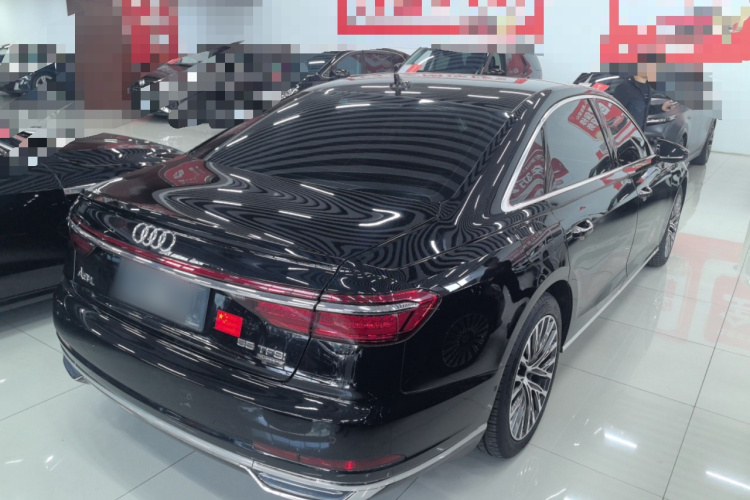 奥迪A8 2018款 A8L 55 TFSI quattro投放版尊享型车身外观7