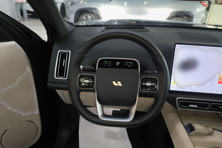理想汽车 理想L9 2024款 Ultra中控内饰13