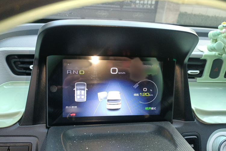 五菱汽车 宏光MINIEV 2021款 马卡龙时尚款 磷酸铁锂局部细节14