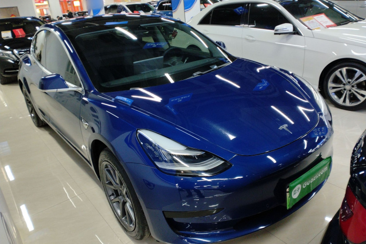 特斯拉 Model 3 2019款 标准续航后驱升级版车身外观3