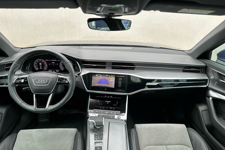 奥迪A6L 2019款 40 TFSI 豪华动感型中控内饰7001