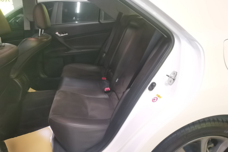 丰田 锐志 2013款 2.5V 尚锐版中控内饰7004