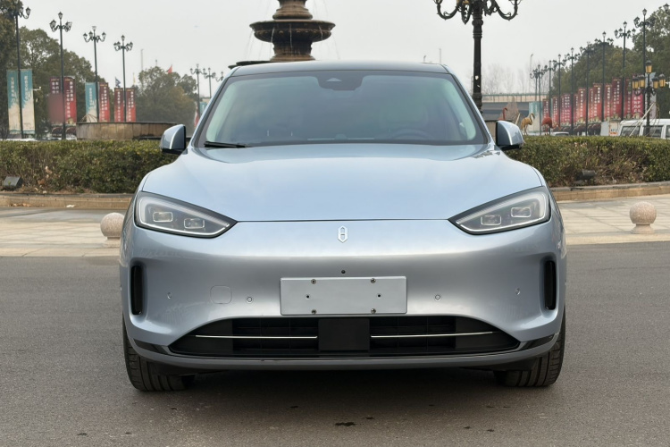 鸿蒙智行 问界M5 2023款 纯电后驱标准版车身外观6001