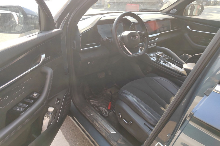 吉利汽车 星越L 2024款 2.0TD 高功自动两驱天际版中控内饰20