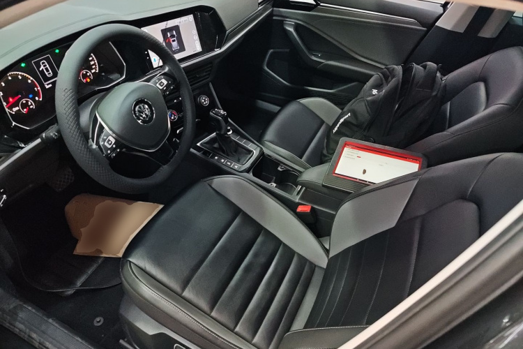 大众 速腾 2019款 280TSI DSG舒适型 国VI中控内饰19