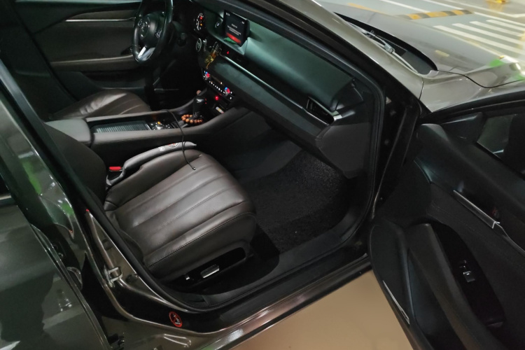 马自达 阿特兹 2020款 2.5L 蓝天尊崇版局部细节9005