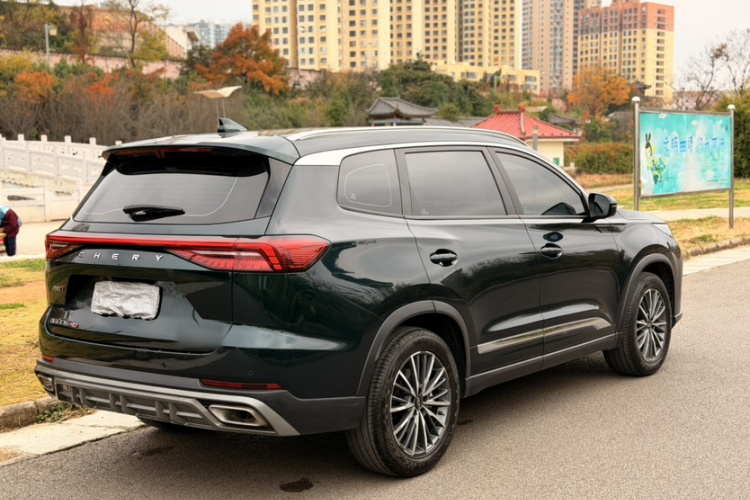 奇瑞 瑞虎8 PRO 2024款 冠军版 290T 两驱闪耀版 5座车身外观6003